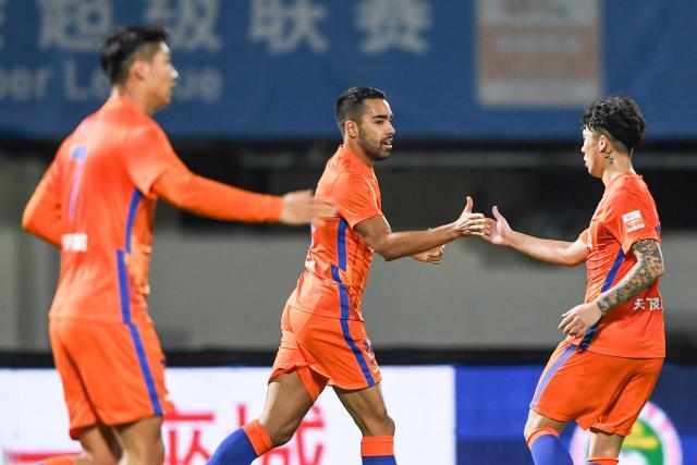 乐鱼体育官网-“五”星泰山拒绝2010拖堂戏 剑指河北：就是要拿3分