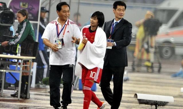 乐鱼官方网站-【观察】李霄鹏挂帅国足，迟到11年的“约会”