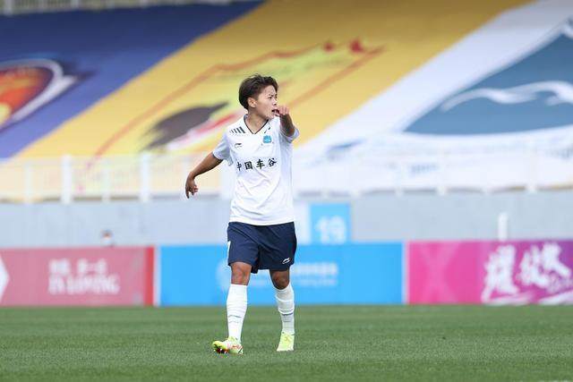 乐鱼官方网站-三年前王霜成亚洲小姐 如今依旧是女足“大腿”