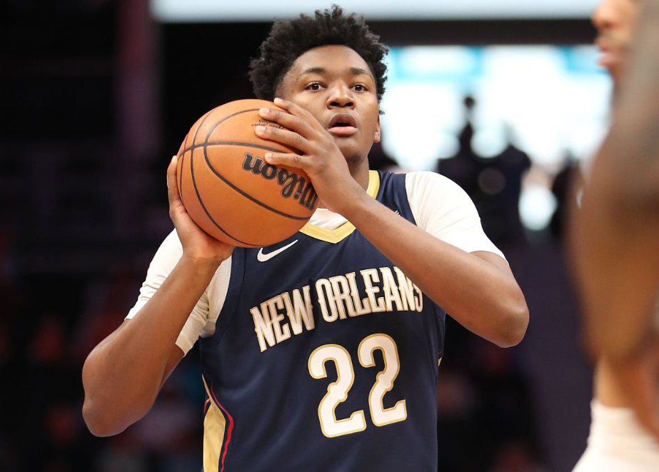 乐鱼官方网站-开拓者选中杨瀚森仅评D！美媒解析挑战+定位：两年后值得重新评估