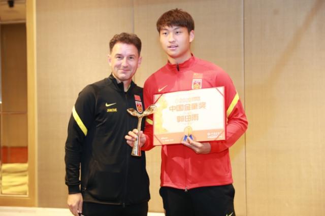 乐鱼app-2020中国金球奖评选吴曦高票获选年度最佳