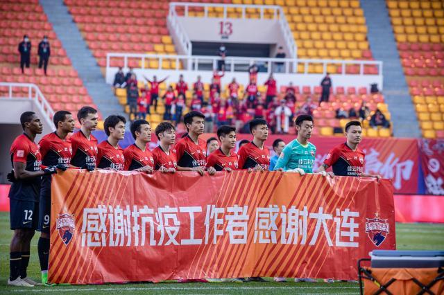 中国金球奖致敬：除了江苏，还有他们